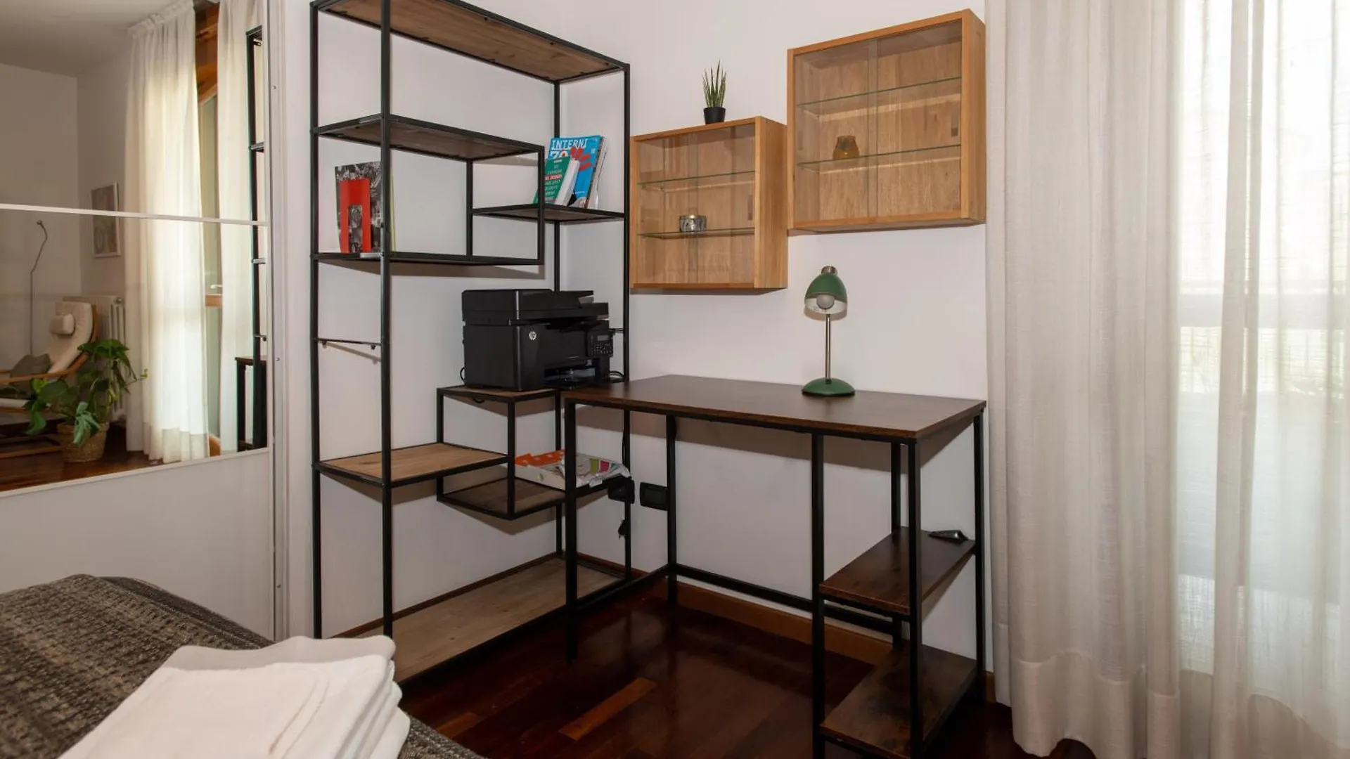10 Minutes Duomo-Elegant Apt Milan